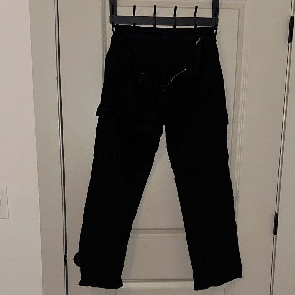 Men’s Black Cargo Pants - Classic Utility Style